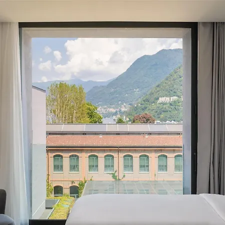 Hilton Lake Como Exterior photo