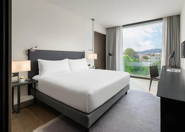 Hilton Lake Como