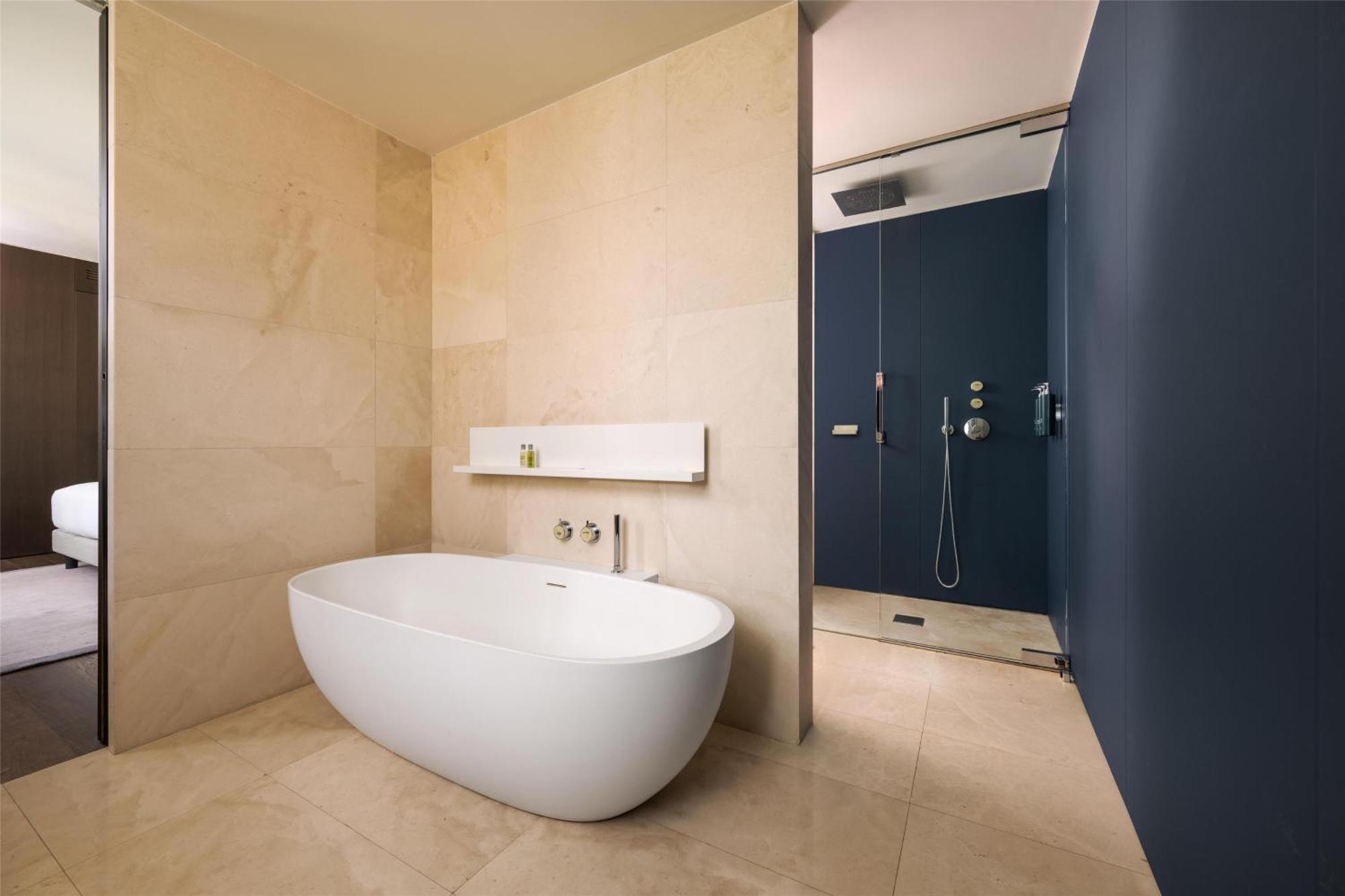 Hilton 4* Como