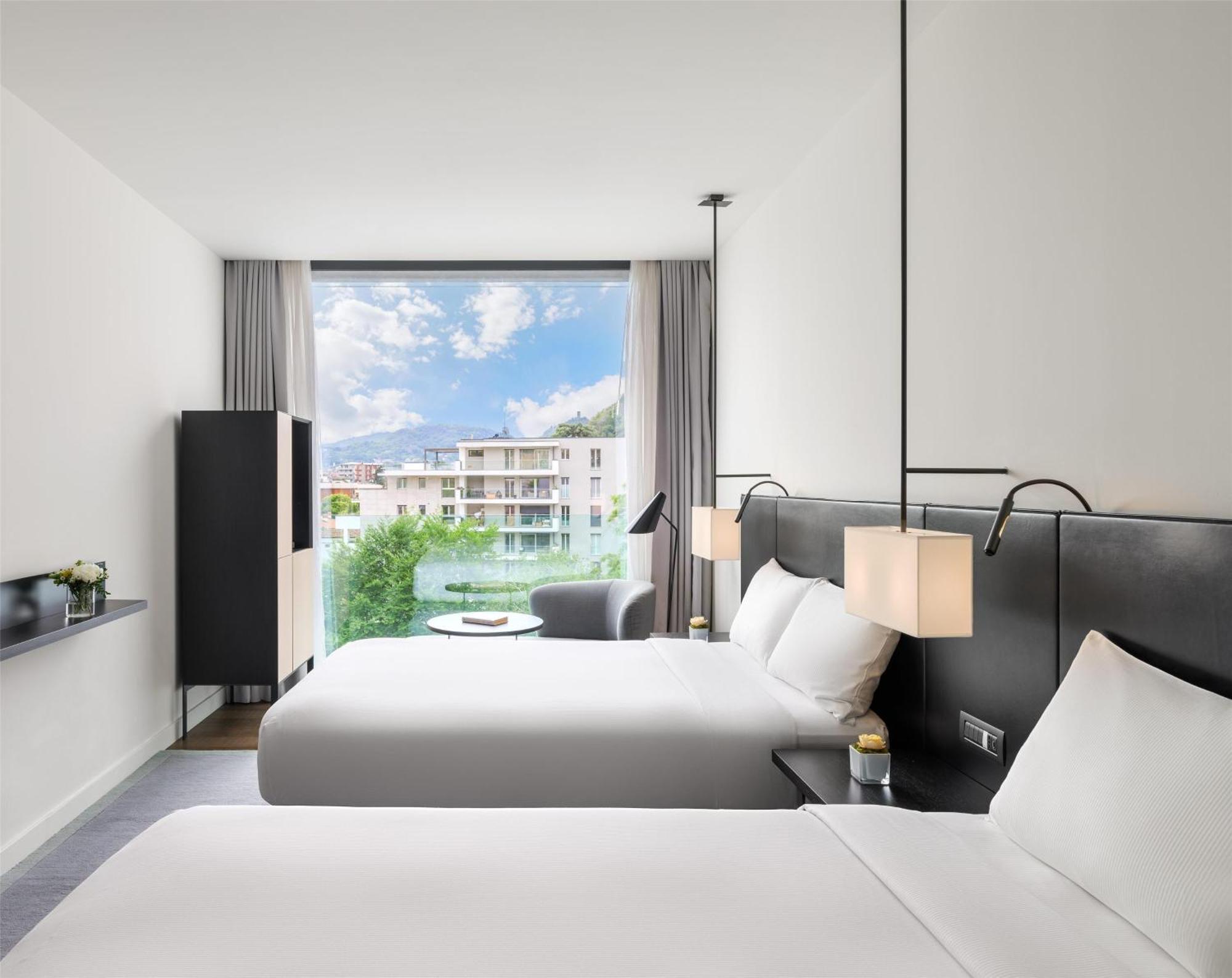 Hotel Hilton Como